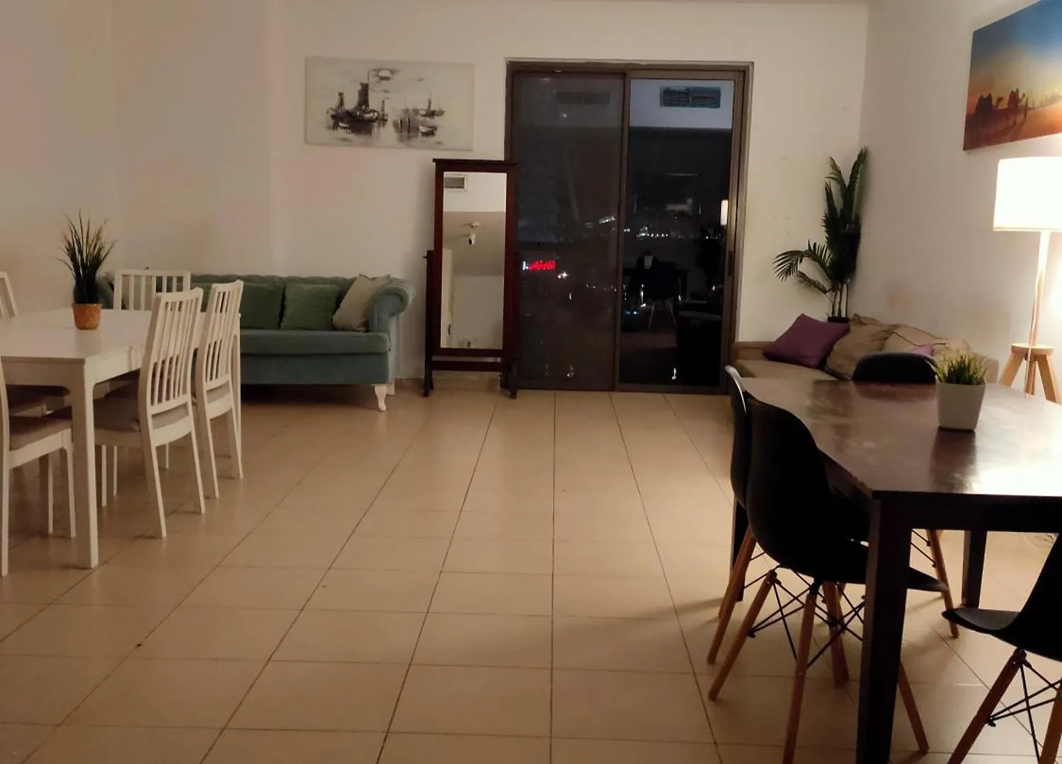 Dxb Backpackers Hostel Dubai