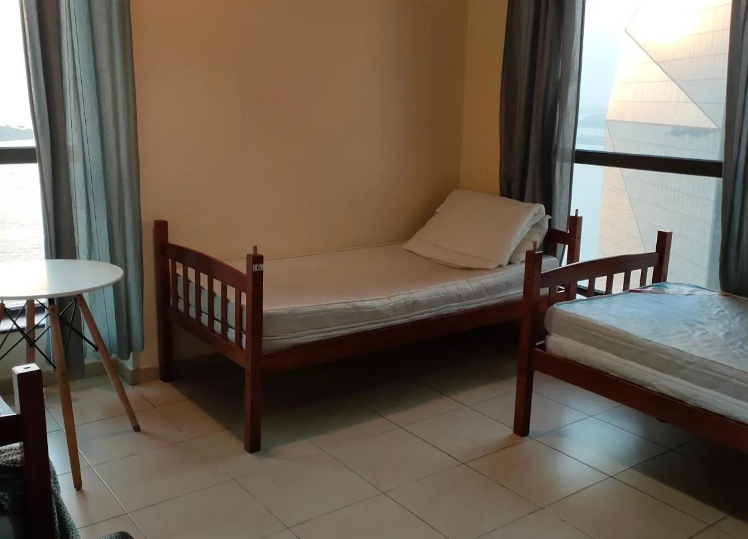 Dxb Backpackers Hostel Dubai